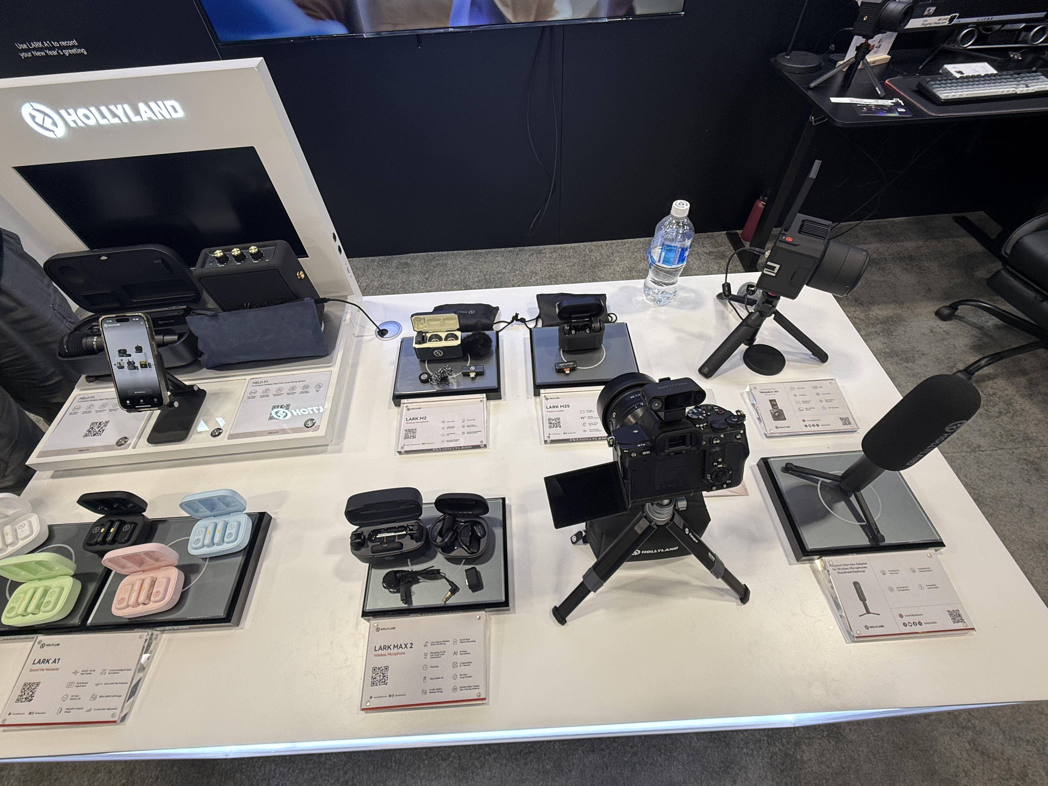 六大玩家CES交卷：影像赛道打法变了ag九游会登录分体、全景、机械臂！(图2)